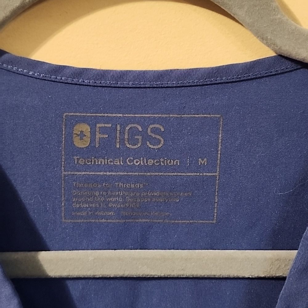 Figs Technical Collection Medium Scrub Top - image 3